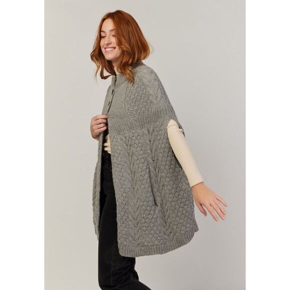 Stella Pardo Alpaca PONCHO LAKA size Small - Picture 3 of 10